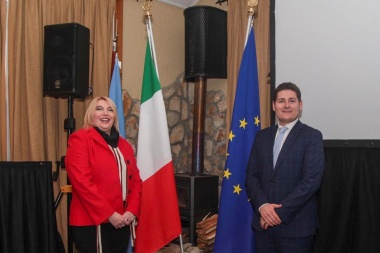 Otorgará certificados y pasaportes: se inauguró en Ushuaia la Agencia Consular de Italia