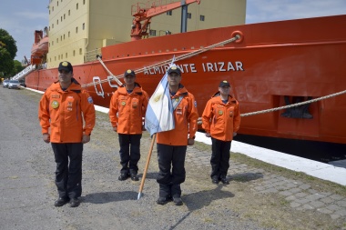 Se lanzó la campaña antártica de verano 2019-2020 y el 'Irízar' partió a Ushuaia