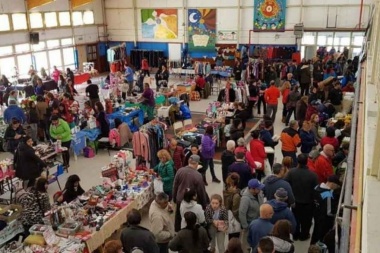Más de 200 emprendedores de Ushuaia exponen en la 'Feria de la Economía Popular'