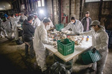 Avanza el estudio para conocer qué tipo de residuos descartan los vecinos de Ushuaia