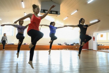 Este sábado se realiza la primera “Galería de Ofertas Culturales" en Río Grande