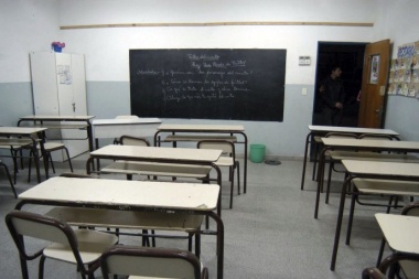 Para el Gobierno, "es difícil imaginar" que regresen las clases al aula luego del 12 de abril