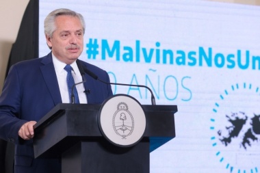 El presidente Fernández agradeció el apoyo de los exmandatarios españoles en el reclamo por Malvinas