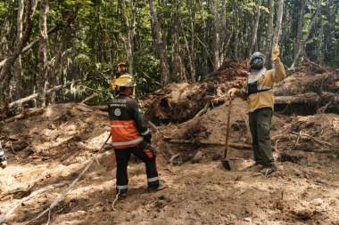 A cuatro meses del inicio de los incendios forestales: "Nuestros combatientes siguen trabajando en el territorio"