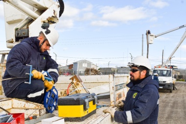 Gobierno concretó el acceso a la energía eléctrica en Chacra VIII de Río Grande