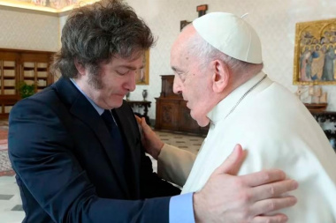 Milei lamentó la muerte del Papa y dijo que “conocerlo en su bondad fue un verdadero honor”