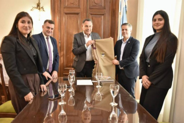 Tierra del Fuego y Tucumán fortalecen la Cuestión Malvinas con distintos proyectos de trabajo