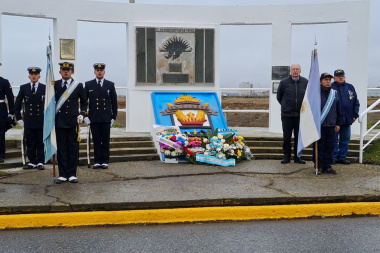 Río Grande rindió homenaje a los 323 caídos en el hundimiento del crucero ARA 'General Belgrano'