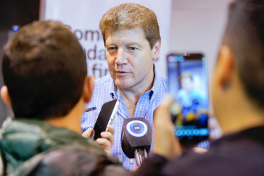 Abren la importación de celulares: "Representa un golpe muy duro para la industria de Tierra del Fuego"
