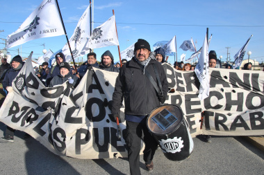 Marcha y paro de metalúrgicos en Río Grande: “La lucha que hemos iniciado va a ser compleja y difícil”