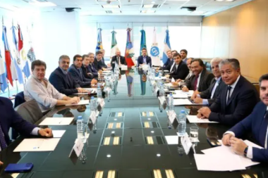 Gobernadores en pie de guerra: de la furia por el recorte de fondos al desafío electoral de Javier Milei