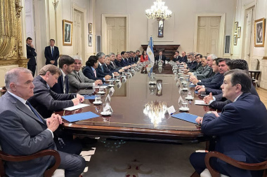 Milei contra los gobernadores por el reclamo de fondos: “Quieren destruir al gobierno nacional”