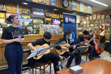 Continúan las actividades culturales del “Río Grande se Prende” en comercios de la ciudad