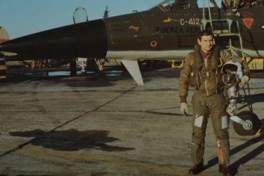 “Denles duro a los ingleses”: la memoria de un piloto de Dagger de la Fuerza Aérea Argentina en Malvinas
