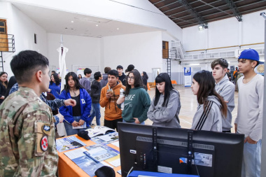 La ‘Expo Carreras y Oficios 2025’ se presentó en Tolhuin y sigue en Ushuaia y Río Grande