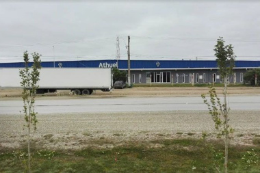 Autorizan a la empresa Athuel a fabricar aires acondicionados en Río Grande