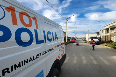 Dos apuñalados y un detenido luego de una pelea entre varios hombres en Río Grande