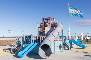 Realizan trabajos de mejoras en distintos sectores del ‘Parque de los 100 Años’ en Río Grande