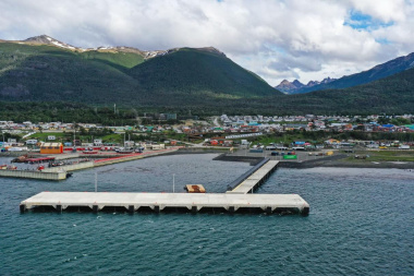 Chile inició la segunda etapa de obras del nuevo muelle multipropósito en Puerto Williams