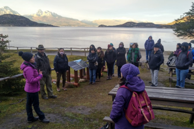 El CADIC desarrolla propuestas de turismo científico junto a National Geographic en Ushuaia