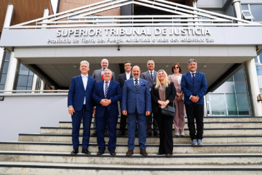 El juez Javier Muchnik asumió la presidencia del Foro Patagónico de Superiores Tribunales de Justicia