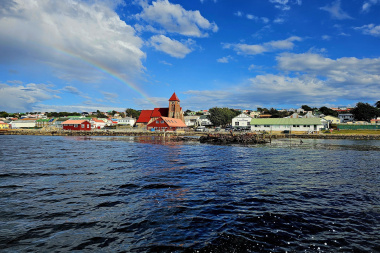 Ordenan a empresa de turismo porteña que deje de promocionar a las Malvinas como territorio británico