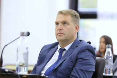 Von der Thusen en contra de las salmoneras: “Un día triste para Tierra del Fuego”