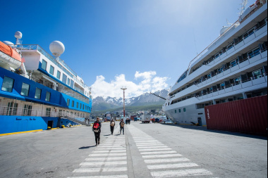 El puerto de Ushuaia se prepara para un fin de semana clave con el arribo de 16 cruceros