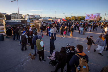Se inauguró el patio gastronómico en el ‘Parque de los 100 Años’ en Río Grande