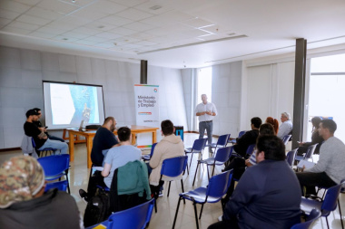 Lanzan capacitación en acuicultura y miticultura para fortalecer al sector pesquero fueguino