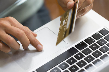 Boom de ventas online: el comercio electrónico facturó $35,3 billones en 2025