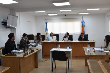 Piden condena de 40 años de prisión contra un hombre que abusó de dos niñas en Tolhuin