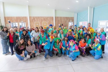 El intendente Perez compartió una jornada de actividades con adultas y adultos mayores de Río Grande