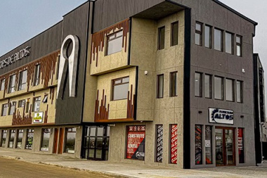 Clausuraron un local del shopping de Altos de la Estancia por una fiesta clandestina