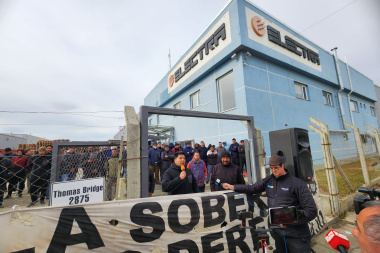 La empresa 'Aires del Sur' pidió la quiebra y los trabajadores tomaron la planta del Parque Industrial