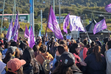 Paro de SUTEF y un pedido para que se deje de financiar la educación privada en la provincia