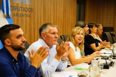 Oficial: convocan a audiencias públicas para debatir la reforma de la Ley de Glaciares