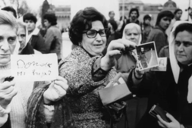 A 50 años del golpe de Estado, Amnistía reveló que el 75% de los jóvenes rechaza un indulto a los militares