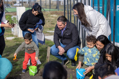 El intendente Perez acompañó la celebración de un nuevo aniversario de los 'Espacios de Cuidado'