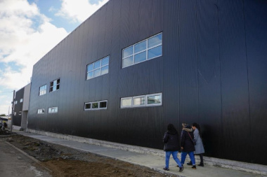 “El gimnasio nos viene espectacular”: avanza la obra en el Colegio 'Soberanía Nacional' de Río Grande