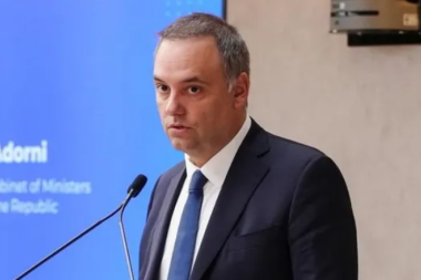 Fiscal imputó a Manuel Adorni por enriquecimiento ilícito y pidió una docena de medidas de prueba