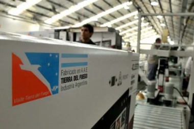 Vence el acuerdo industrial y crece la incertidumbre laboral en Tierra del Fuego