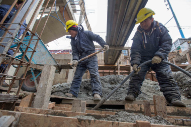 En marzo un trabajador necesitó más $2.800.000 de ingreso mínimo, según índice sindical