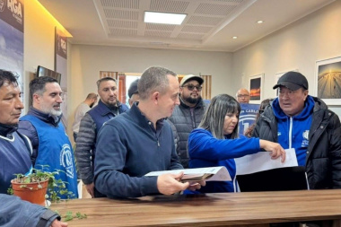 Díaz recibió a dirigentes de ATE por reclamo salarial: “Cada planteo que hacen los trabajadores es atendido”