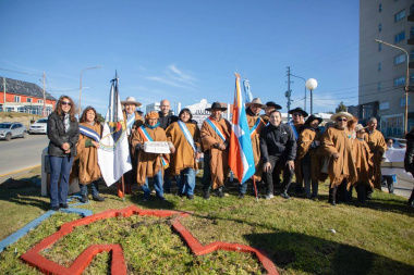 En Río Grande, el Municipio participó del acto por el 433° aniversario de San Salvador de Jujuy