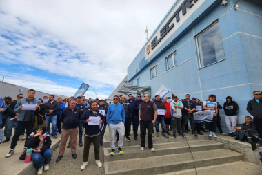 "La quiebra no nos quiebra": trabajadores de 'Aires del Sur' rechazaron la decisión de la Justicia