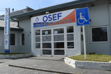 OSEF avanza en acuerdos con farmacias para normalizar la entrega de medicamentos