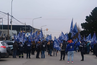 Gremios estatales fueron convocados a paritarias en medio del conflicto salarial
