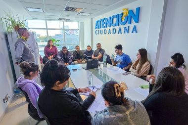Capacitaron al personal municipal del 147 para fortalecer la atención durante el invierno
