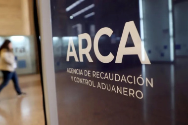 Otra polémica en el Gobierno nacional: ascenso "por amiguismo" a 246 funcionarios de ARCA